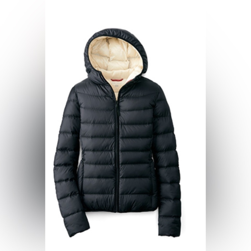 Uniqlo Black Puffer Jacket with Cream Lining